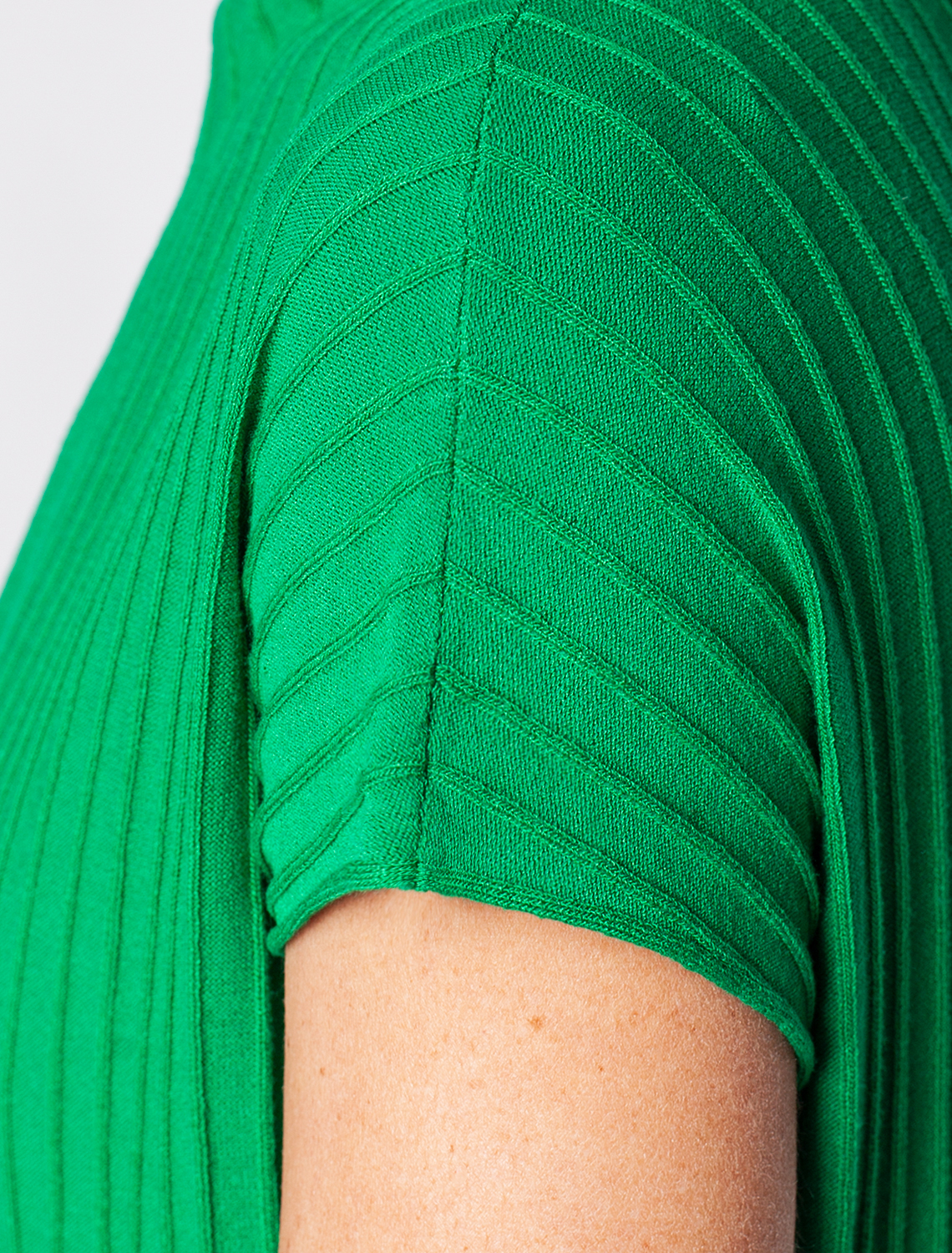 картинка Платье вязаное женское зеленый магазин Одежда+ являющийся официальным дистрибьютором в России 